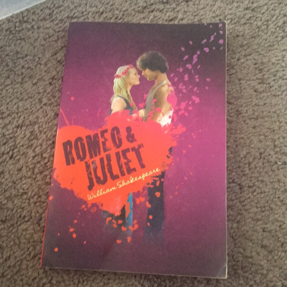 Romeo & Juliet book